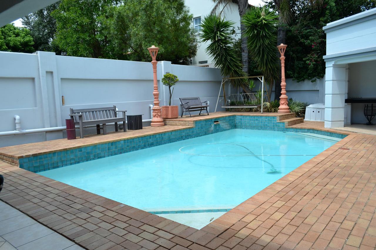 The Baobab Villa Midrand Exterior photo