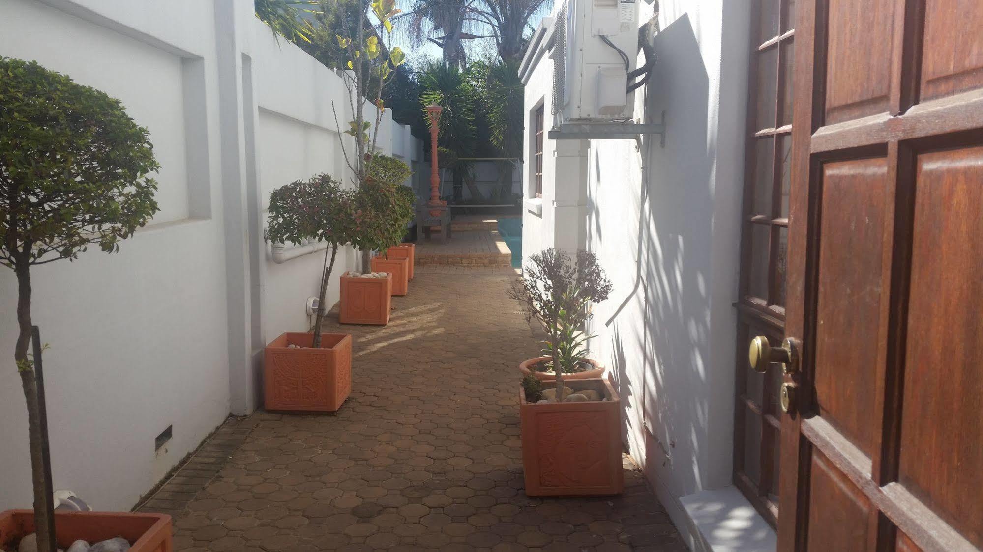The Baobab Villa Midrand Exterior photo
