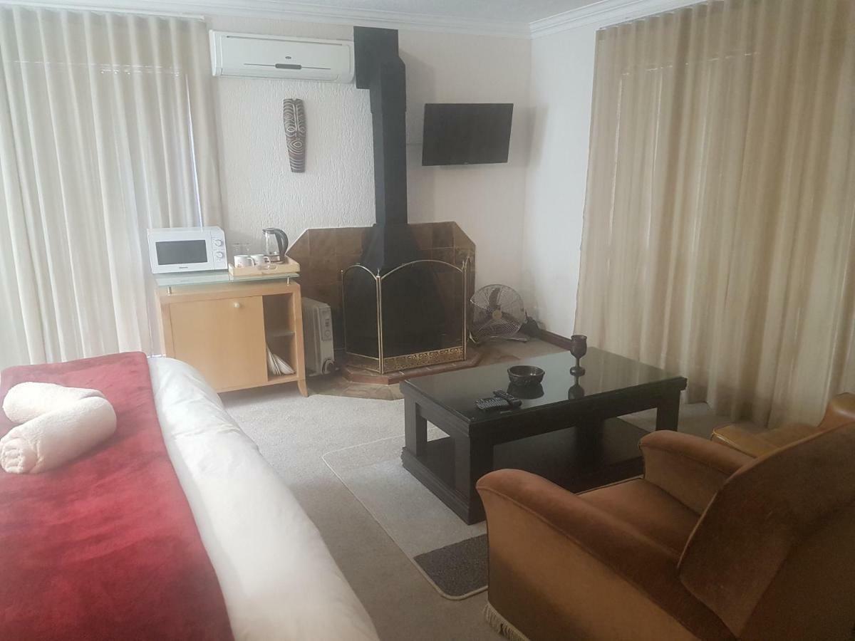 The Baobab Villa Midrand Exterior photo